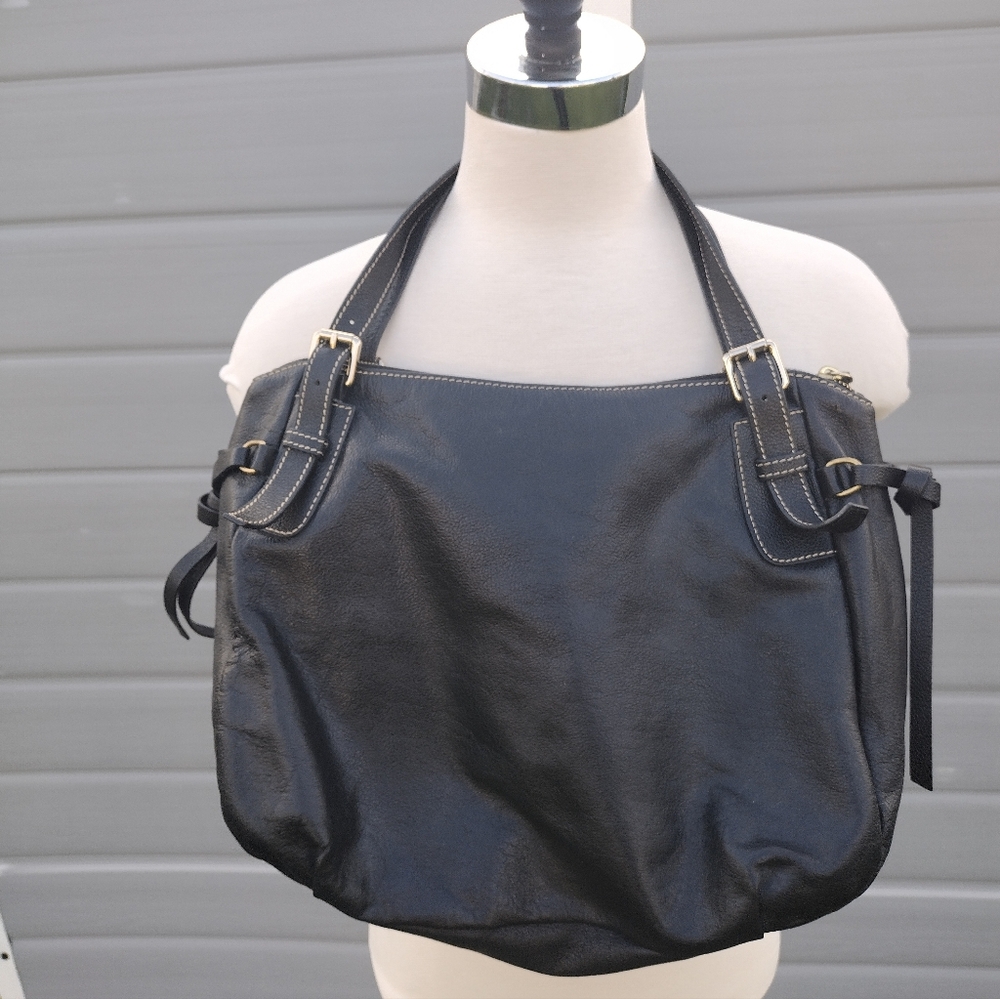 Dooney & Bourke Large Black Leather Hand Bag - Picture 3 of 15